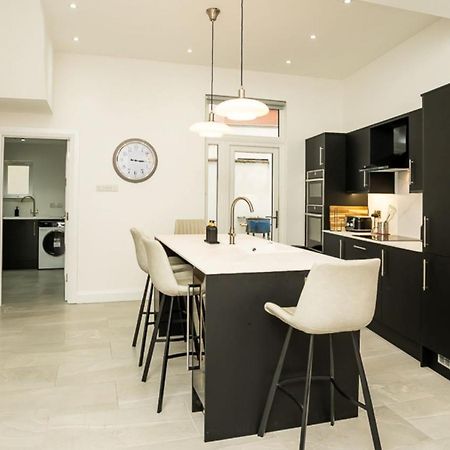 Luxury Central 4 Bdr House By Belfast City Breaks Экстерьер фото