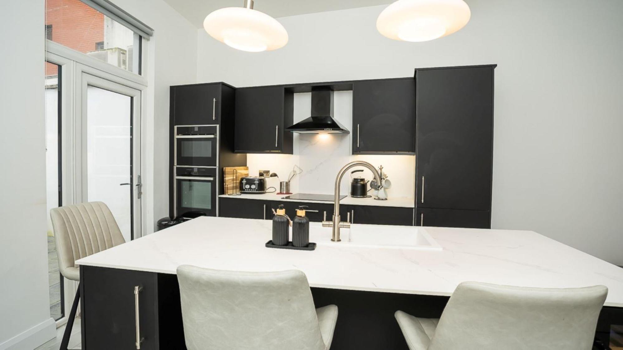 Luxury Central 4 Bdr House By Belfast City Breaks Экстерьер фото